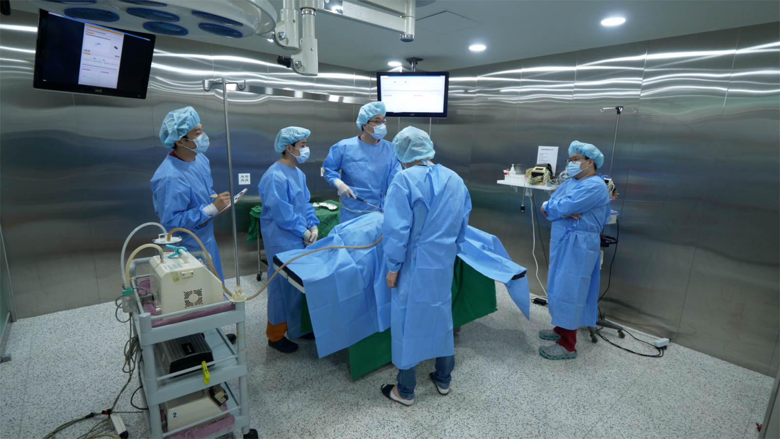 Hot Technologies in Cosmetic Surgery